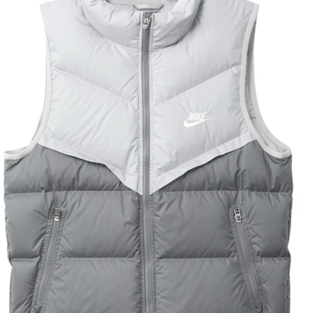 Nike Storm-Fit Wndrunner Insulated Vest